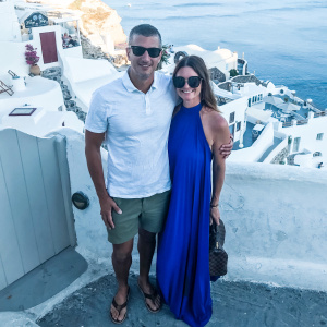 where to eat in Oia, Santorini Greece. Sunset Dinner in Santorini. FINO Santorini. What to wear Santorini Oia Greece