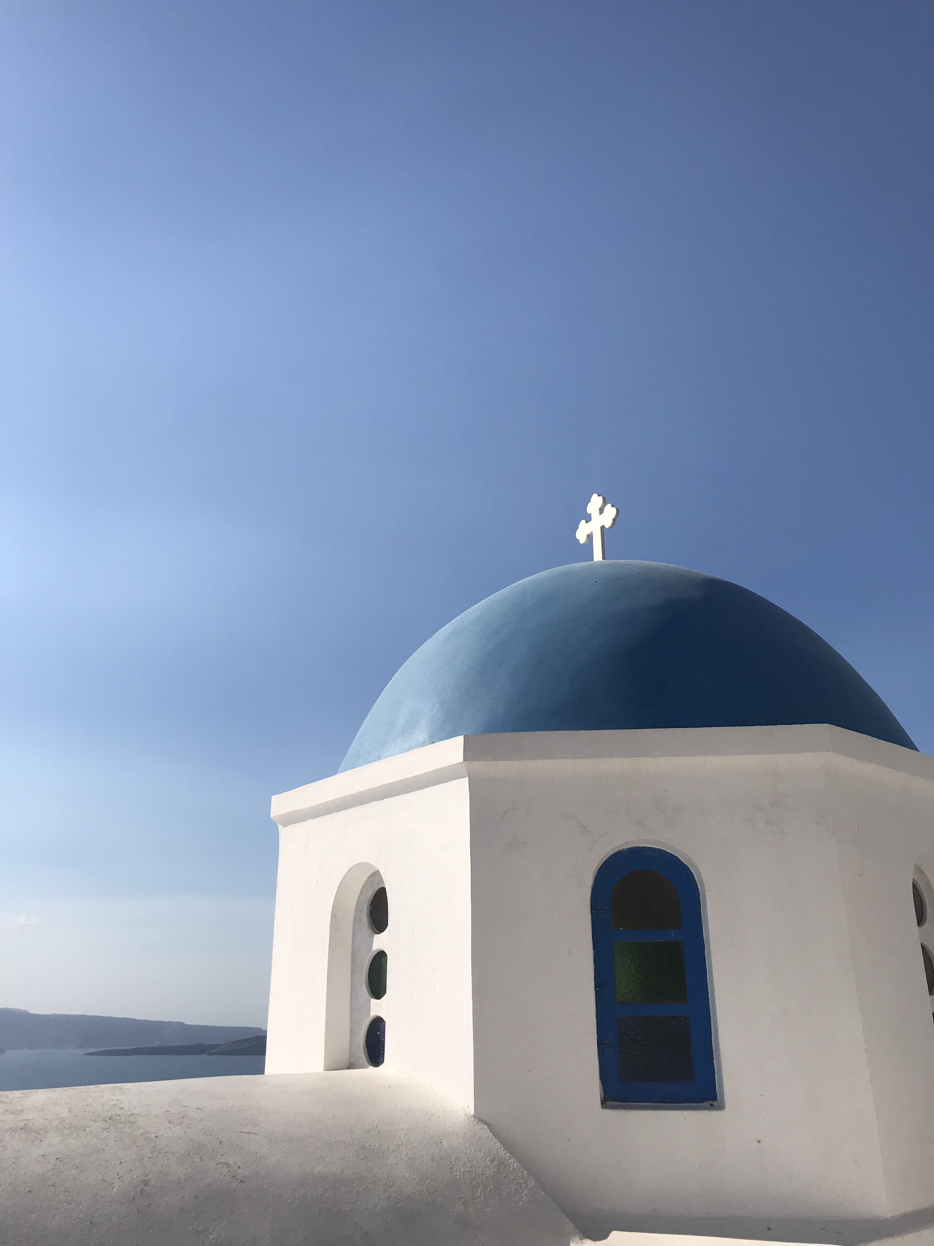 Oia Santorini Greece Travel Guide. Best food, best places to stay. Honeymoon and anniversary trip