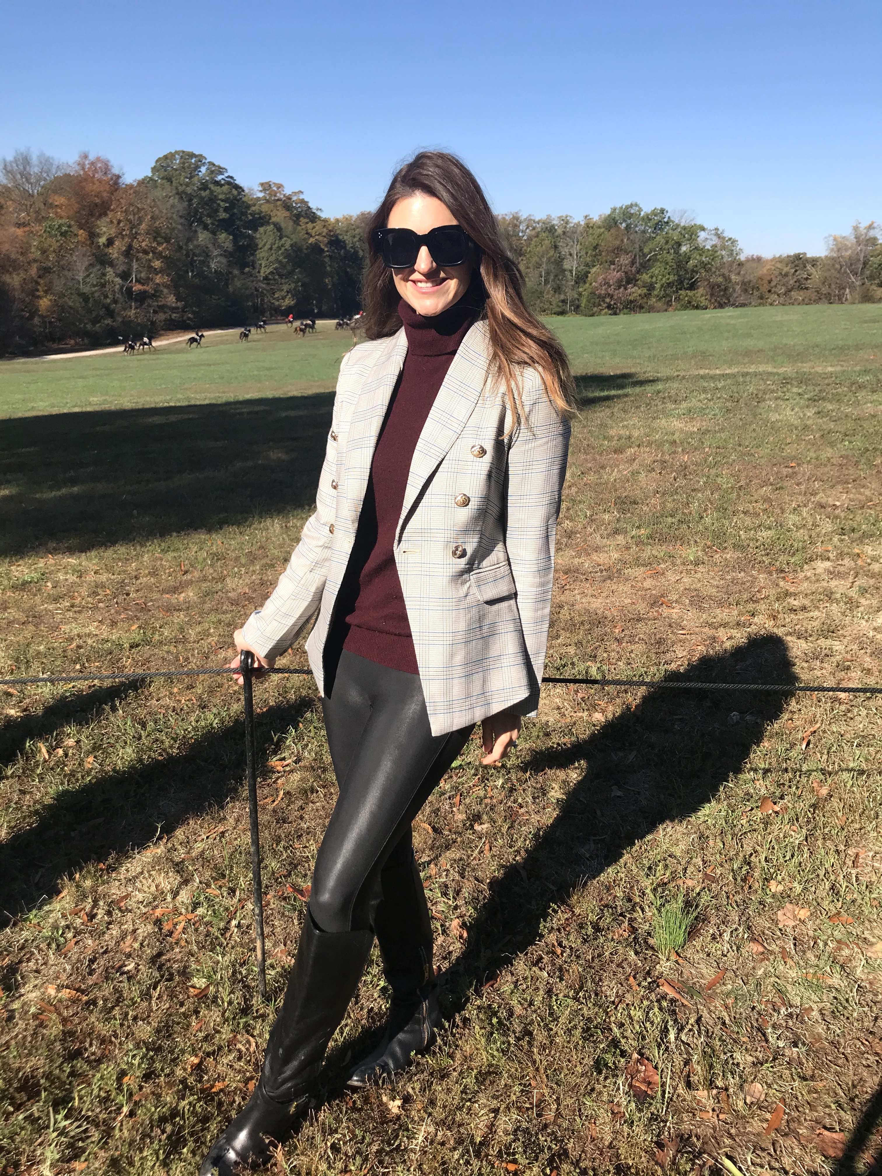 Fall Blazer Outfit. Equestrian Look. Classic style