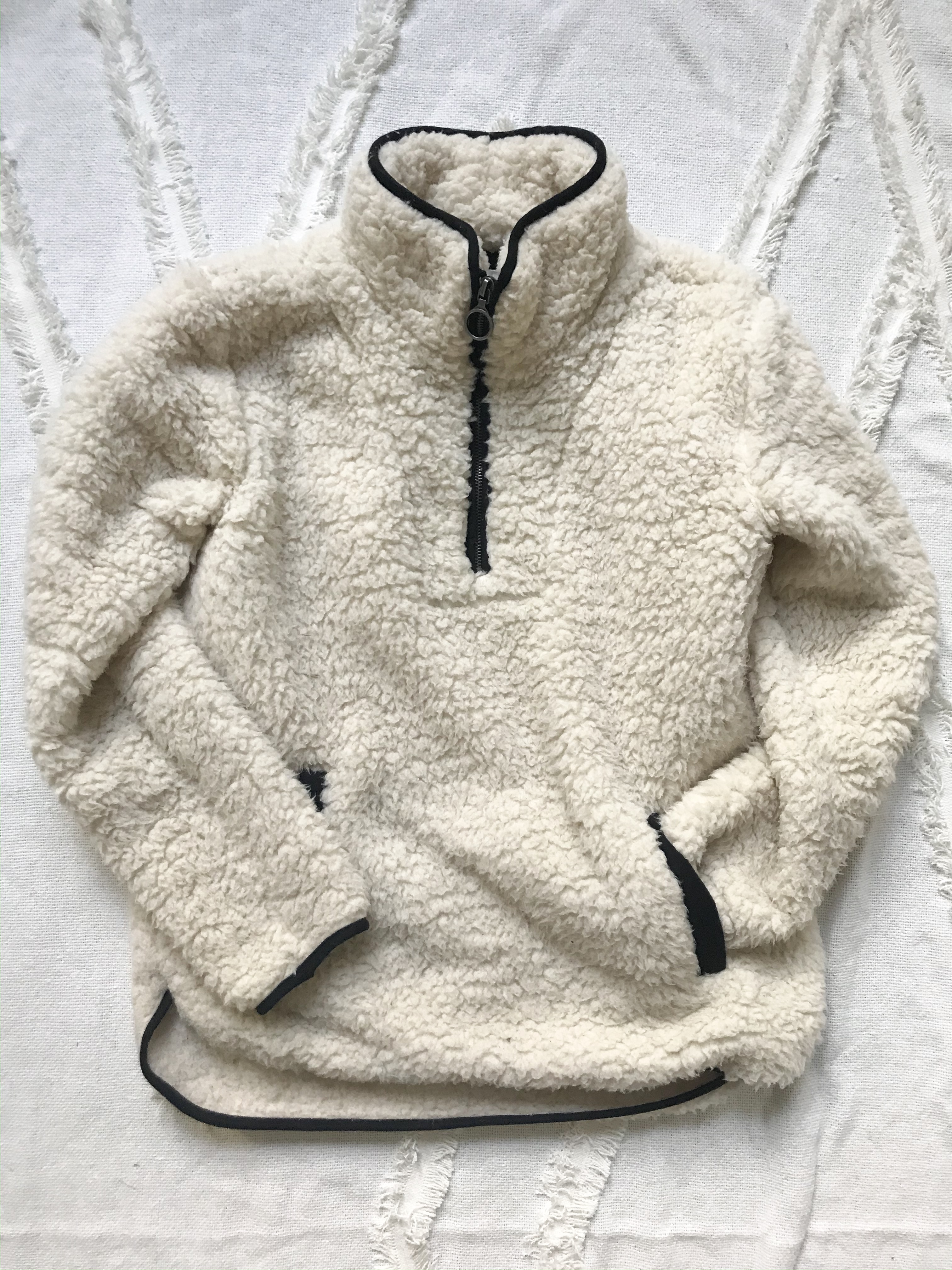 A Few of My Favorite Things // fleece pullover // gifts for girls