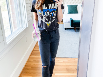Stay at home outfits. Graphic tee look, over 40 style, mom uniform