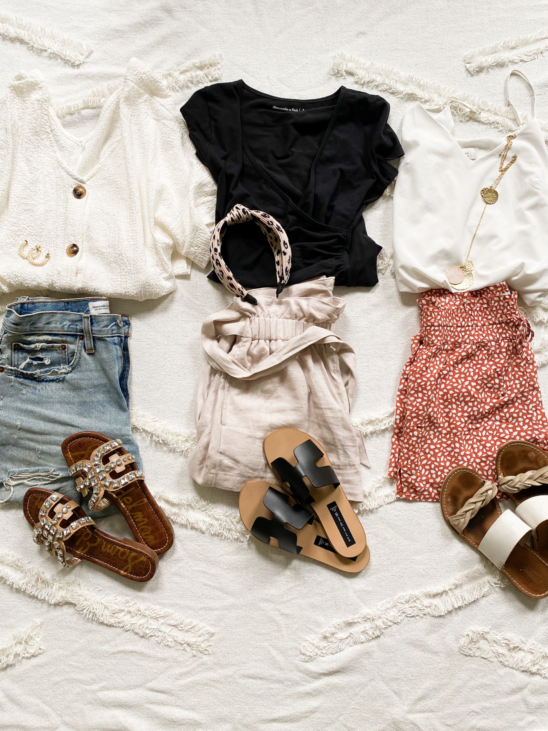 casual summer short outfits that are simple and stylish