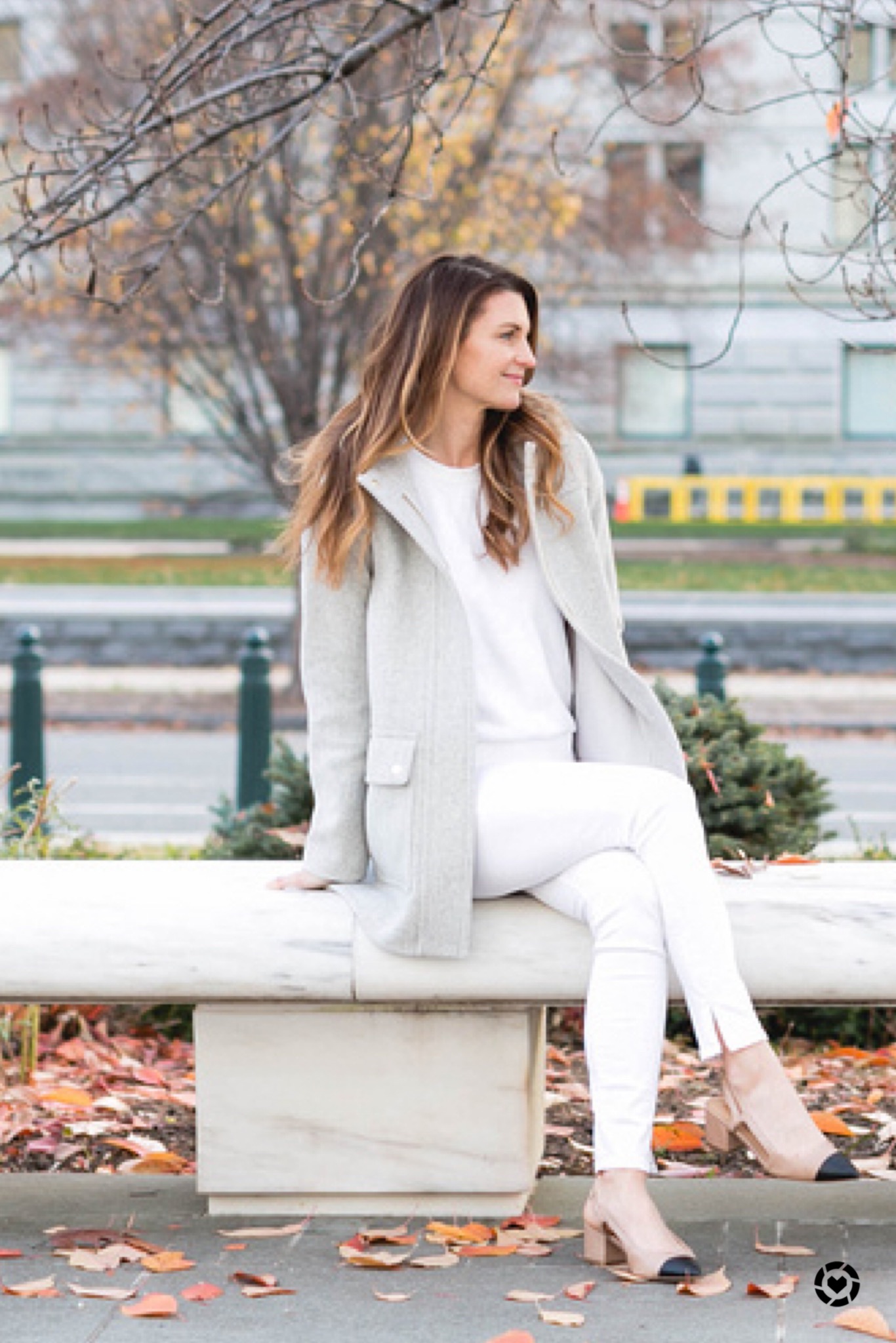 Winter whites, winter neutrals, j crew style, classic outfits, grey and white outfit, what to wear in December, winter coats, how to wear white in December 
