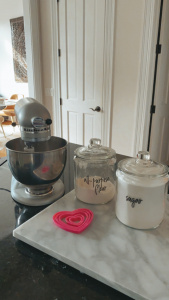 Home Organization, baking essentials, home organizing, kitchen organizing