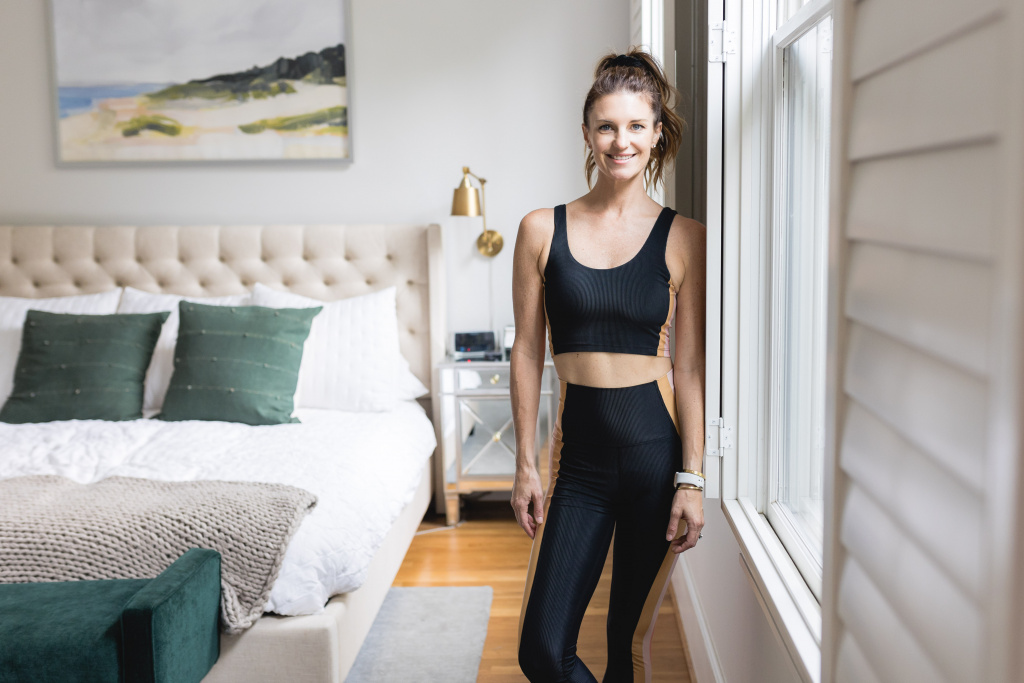 kellie nasser fitness, online workouts with kellie, barre instructors for at home workouts, washington dc fitness instructors to try, best online workouts, 