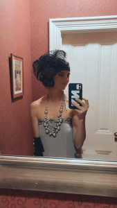 gatsby party, flapper hair and outfit, roaring 20's party, Great Gatsby party looks, gatsby hair and makeup, halloween costumes