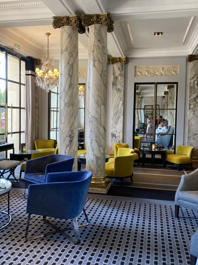 hotel lobby, hotel brighton Paris France